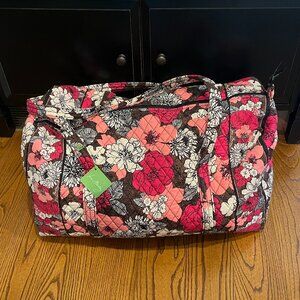 Vera Bradley Large Duffel in Mocha Rouge